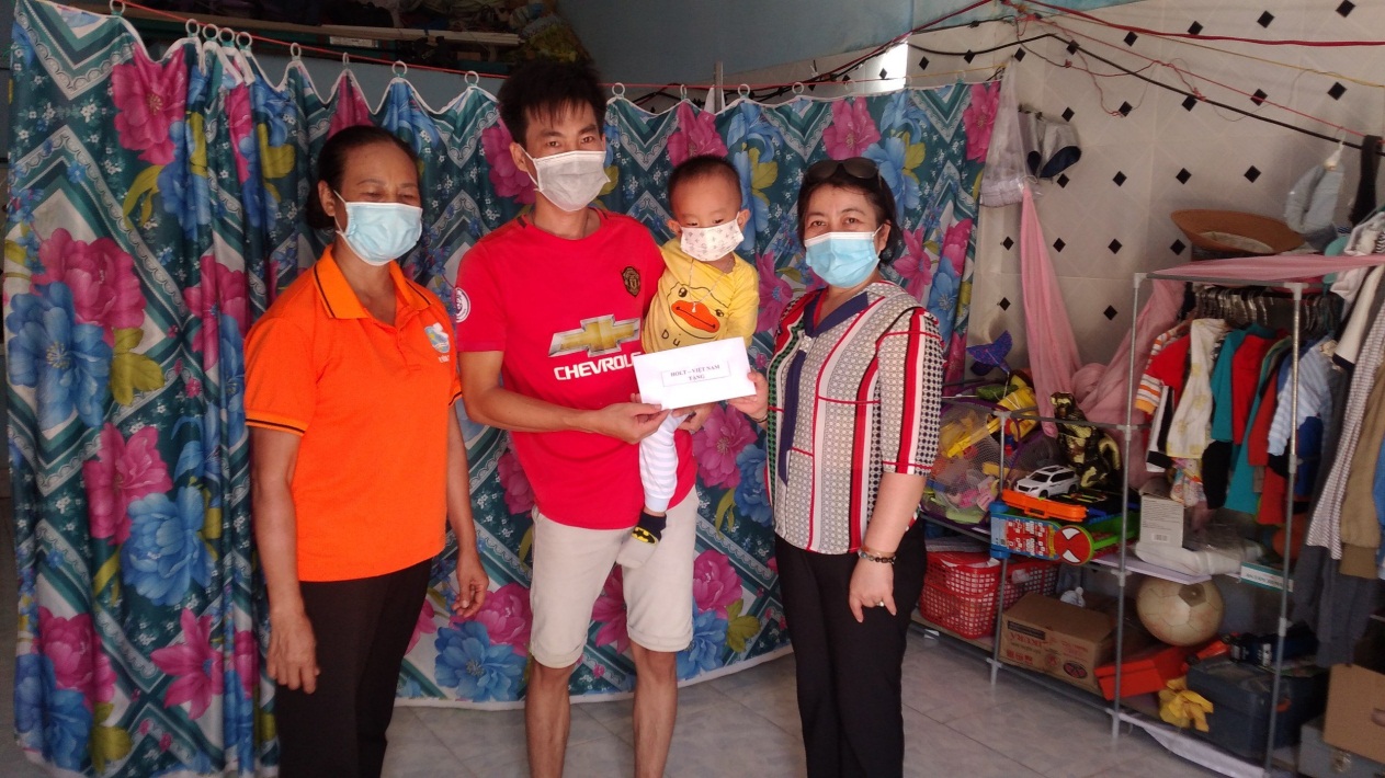 Hỗ trợ các gia đình có trẻ em gặp khó khăn do ảnh hưởng  bởi dịch bệnh COVID-19 tại thành phố Đà Nẵng