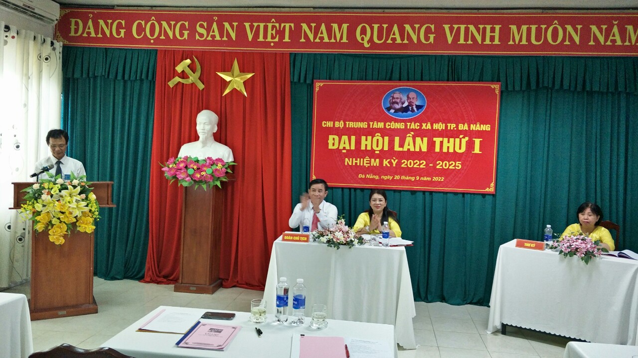 1223e323qe