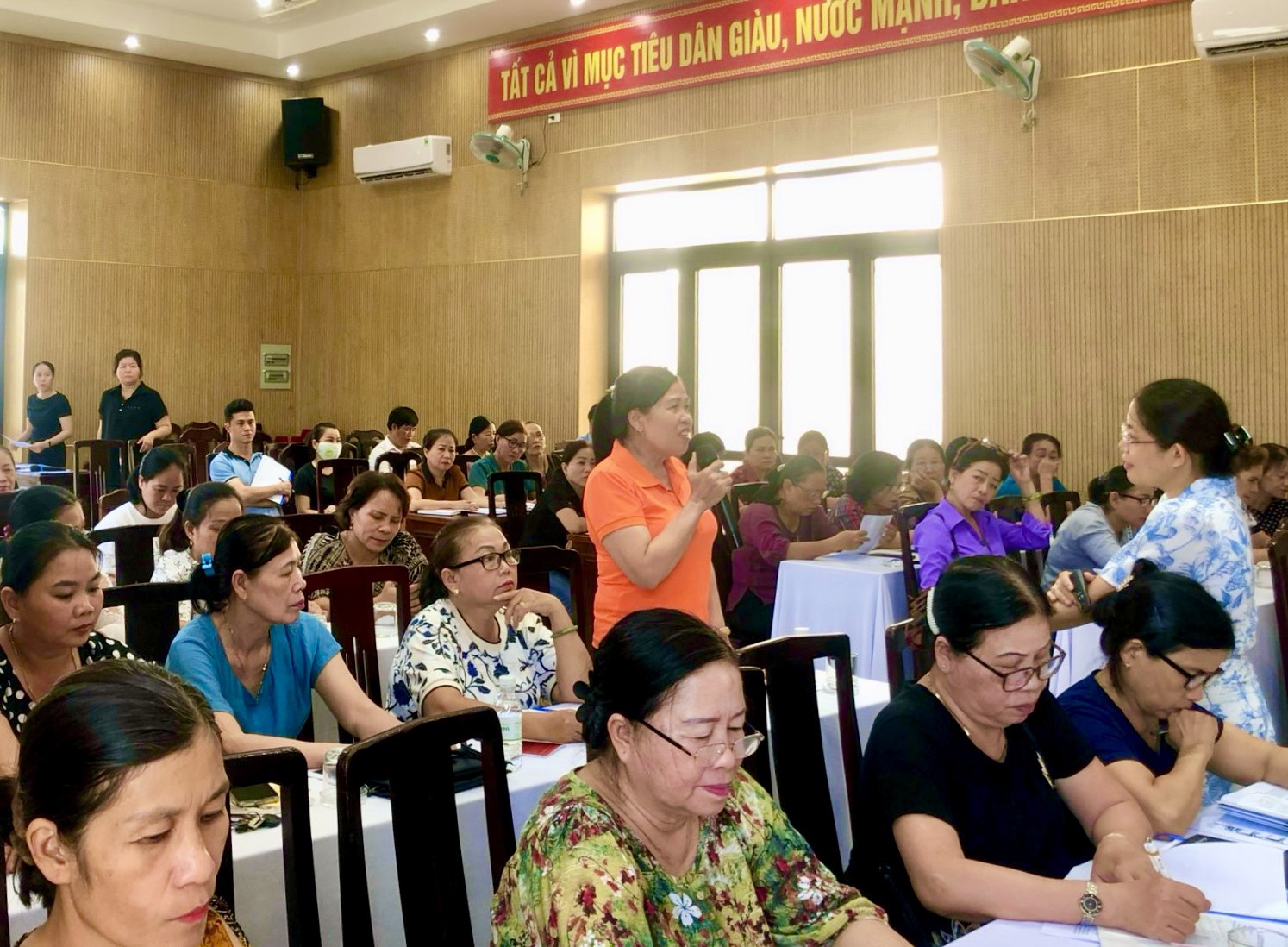Tập huấn Công tác xã hội trong thực hành phương pháp phát triển cộng đồng dựa vào nội lực cho Cộng tác viên Dân số - Y tế - Trẻ em các phường thuộc quận Cẩm Lệ