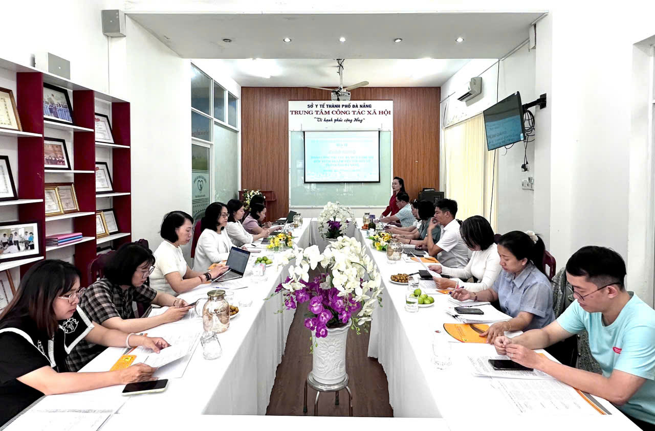 Đoàn Công tác Cục Bà mẹ và Trẻ em làm việc với Sở Y tế TP Đà Nẵng