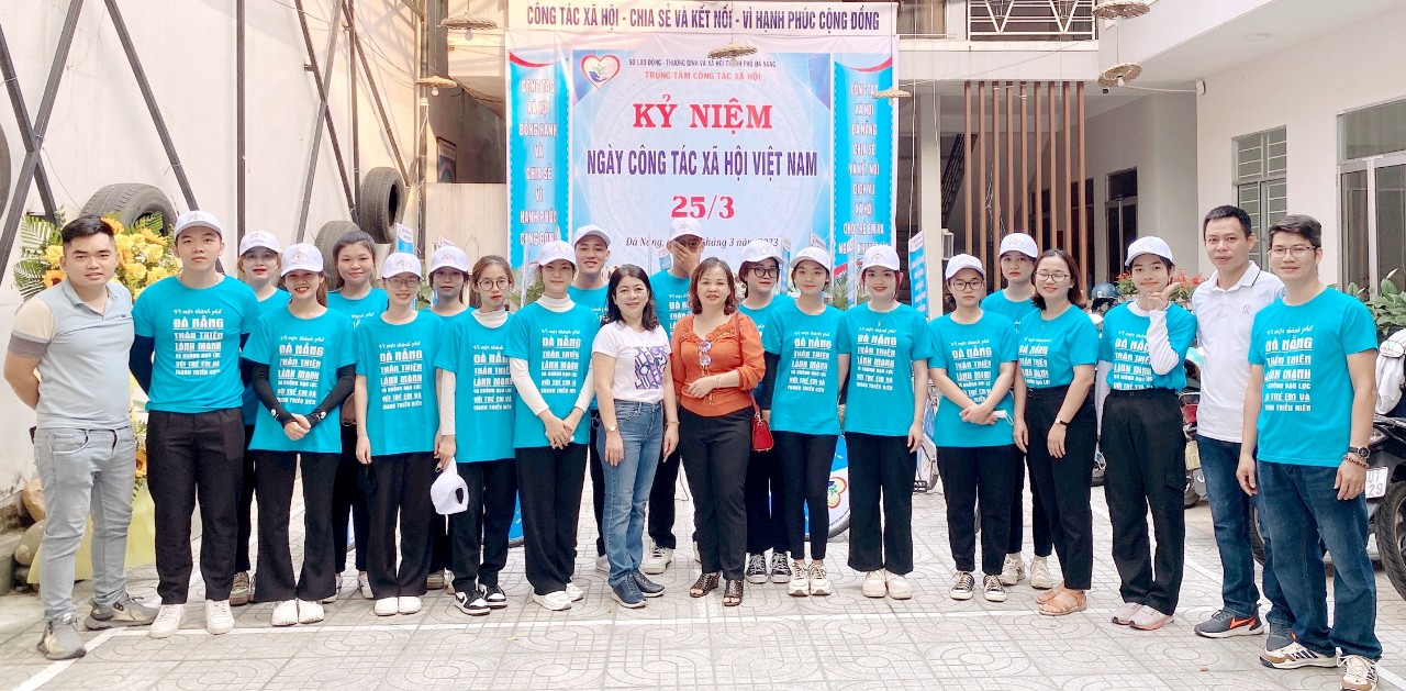 Diễu hành xe đạp tuyên truyền chào mừng Ngày Công tác xã hội Việt Nam 25/3/2023