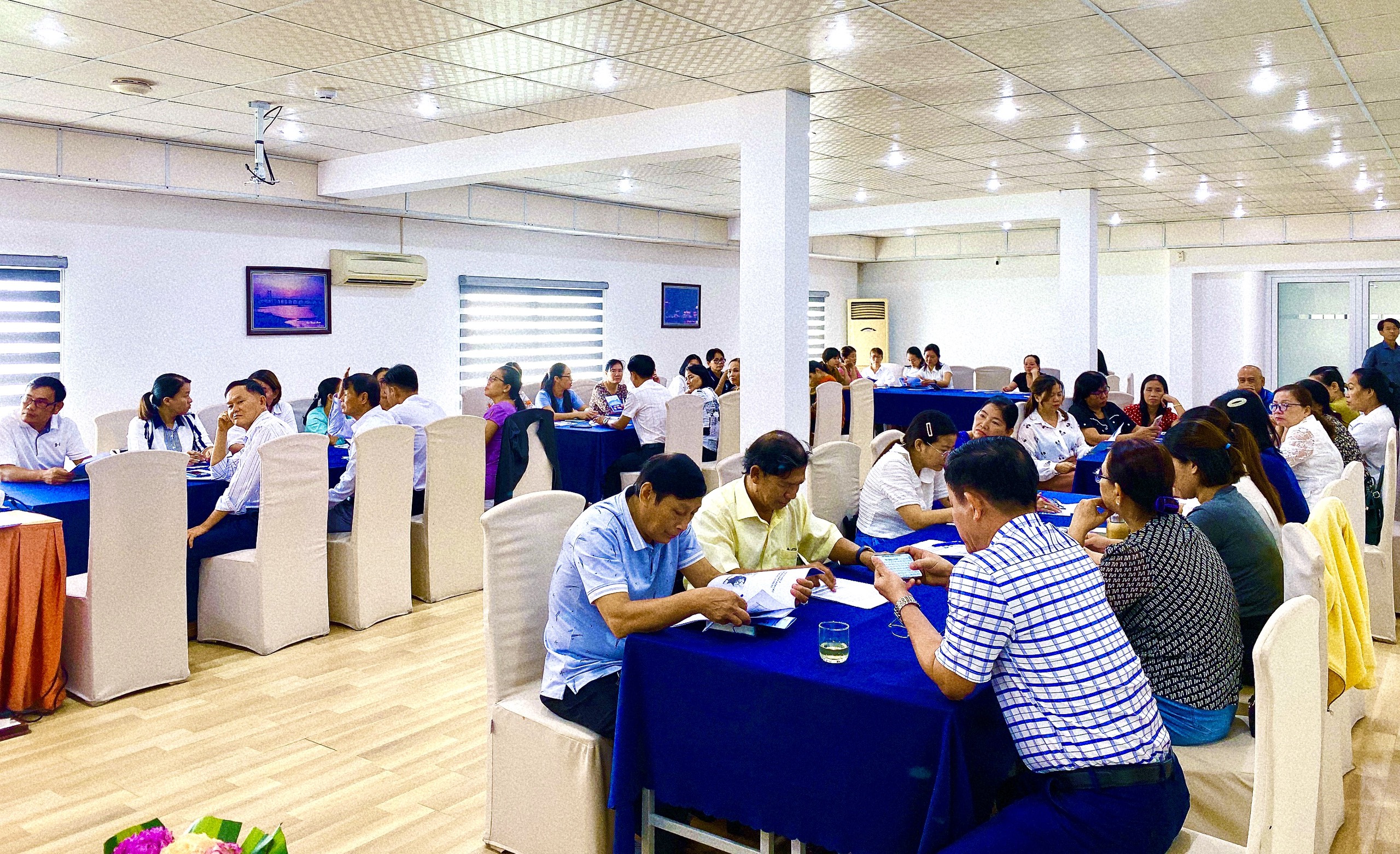 Tập huấn kỹ năng giải quyết căng thẳng, hỗ trợ giảm stress, trầm cảm cho trẻ đối với nhân viên hỗ trợ trẻ em tại các cơ sở trợ giúp xã hội
