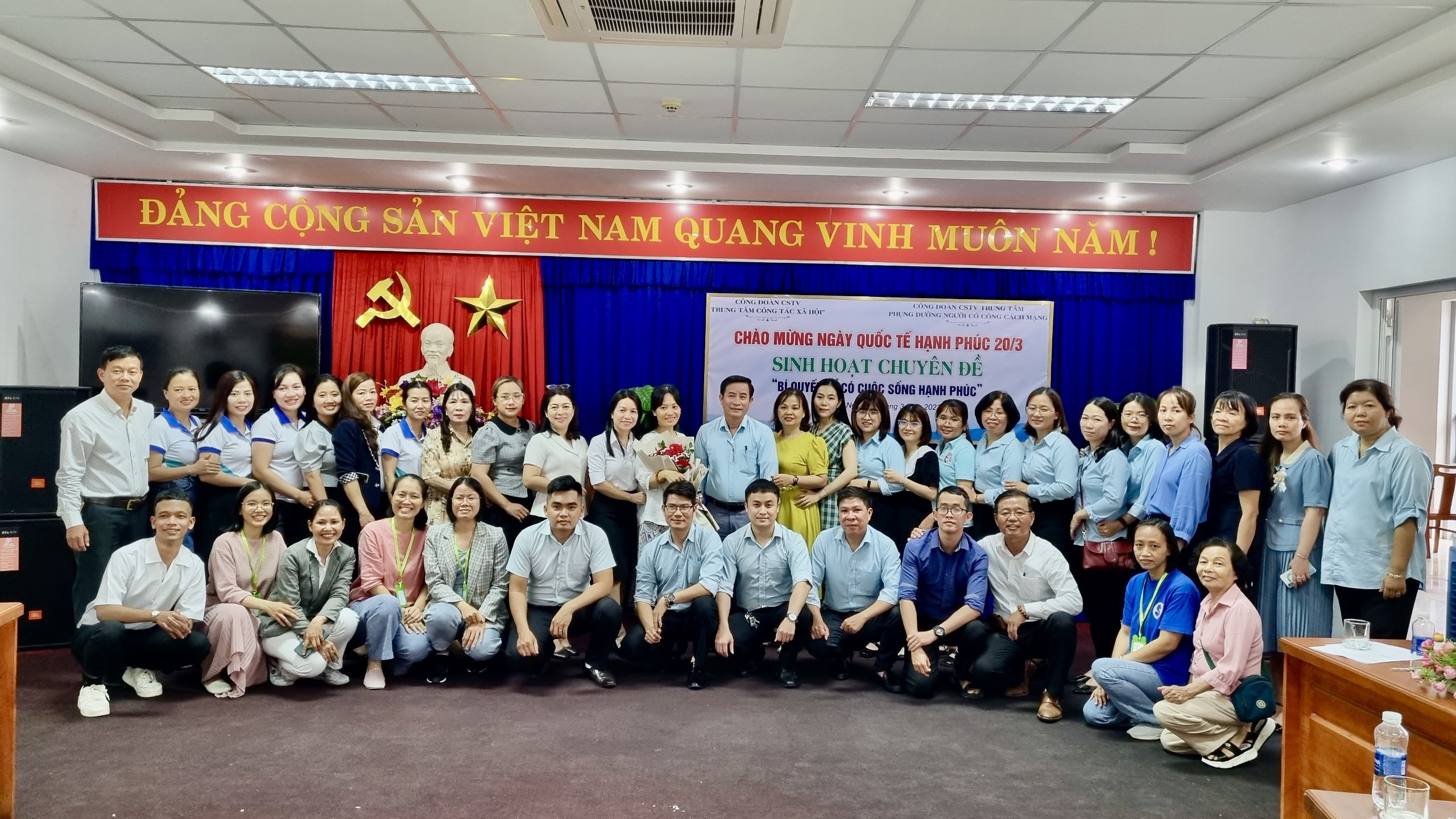 Sinh hoạt chuyên đề  “Bí quyết để có cuộc sống hạnh phúc”  chào mừng Ngày Quốc tế Hạnh phúc 20/3